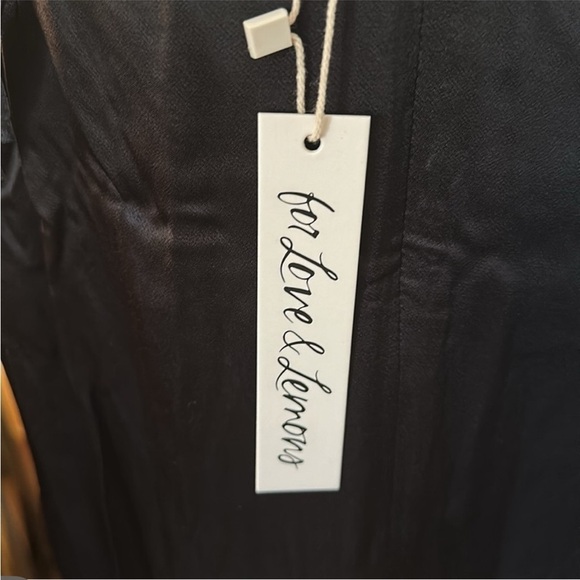 For love & Lemons🖤🤍 Midi Dress w/ roses• NWT • MEDIUM - Picture 9 of 12